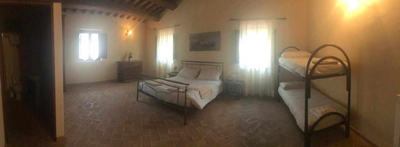 Agriturismo Il Covo Del Solengo Valtopina Exterior foto