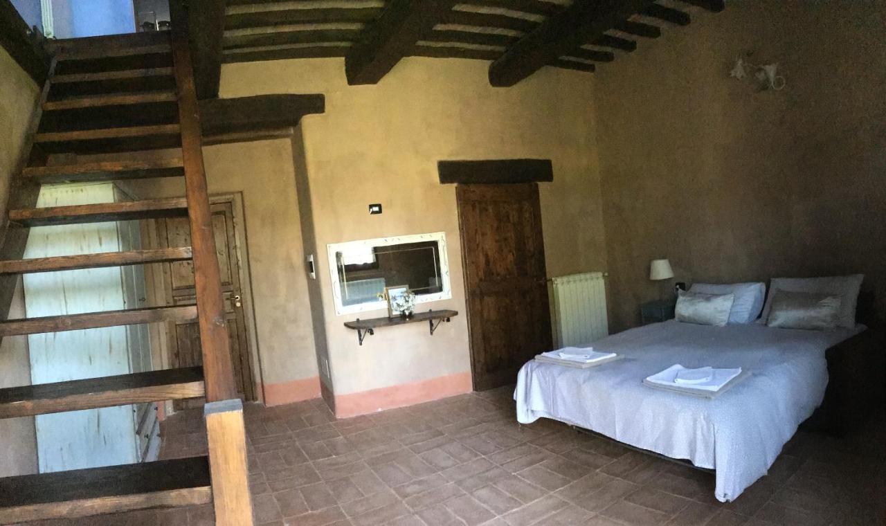 Agriturismo Il Covo Del Solengo Valtopina Exterior foto