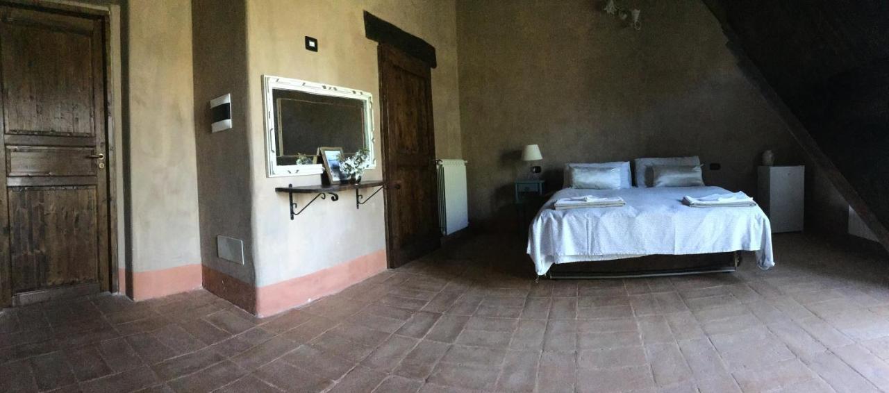 Agriturismo Il Covo Del Solengo Valtopina Exterior foto