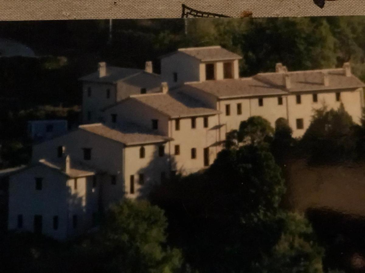 Agriturismo Il Covo Del Solengo Valtopina Exterior foto