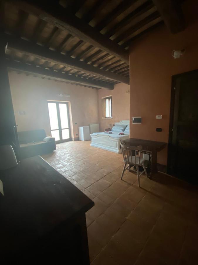 Agriturismo Il Covo Del Solengo Valtopina Exterior foto