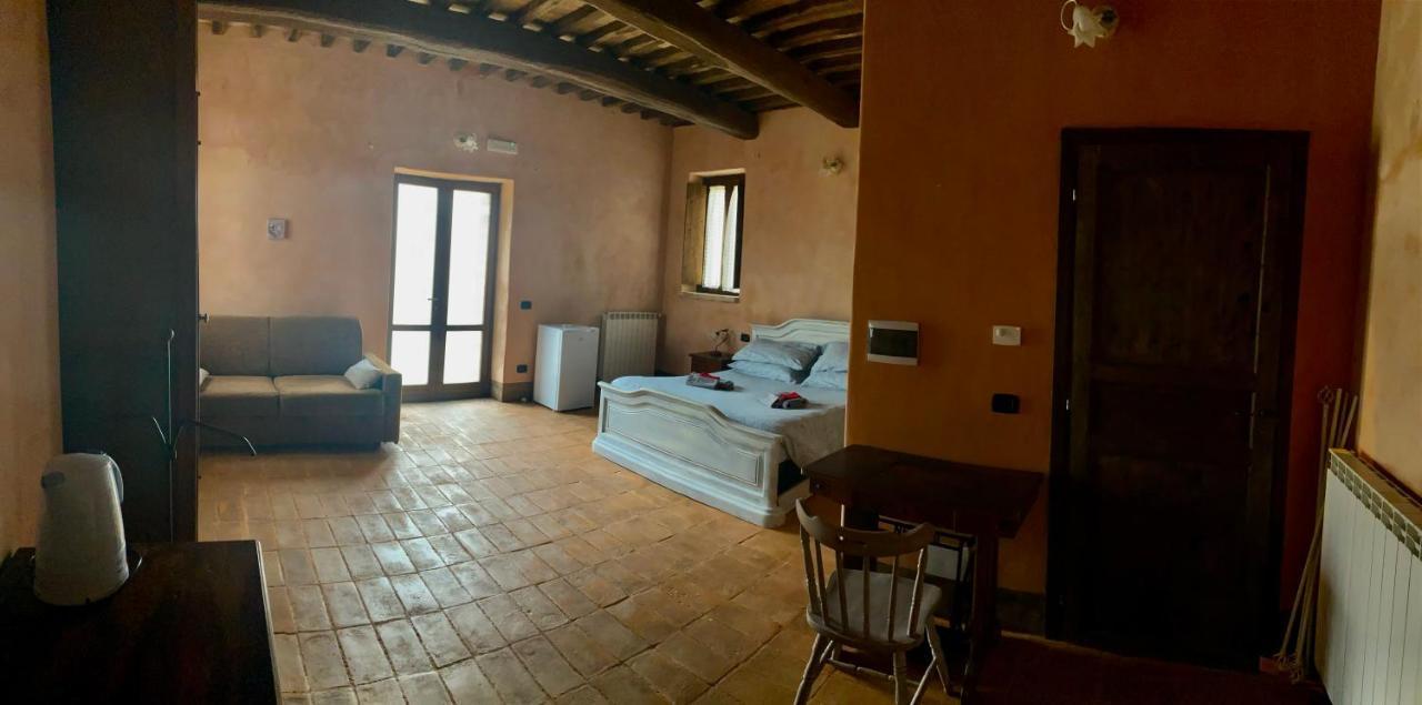 Agriturismo Il Covo Del Solengo Valtopina Exterior foto