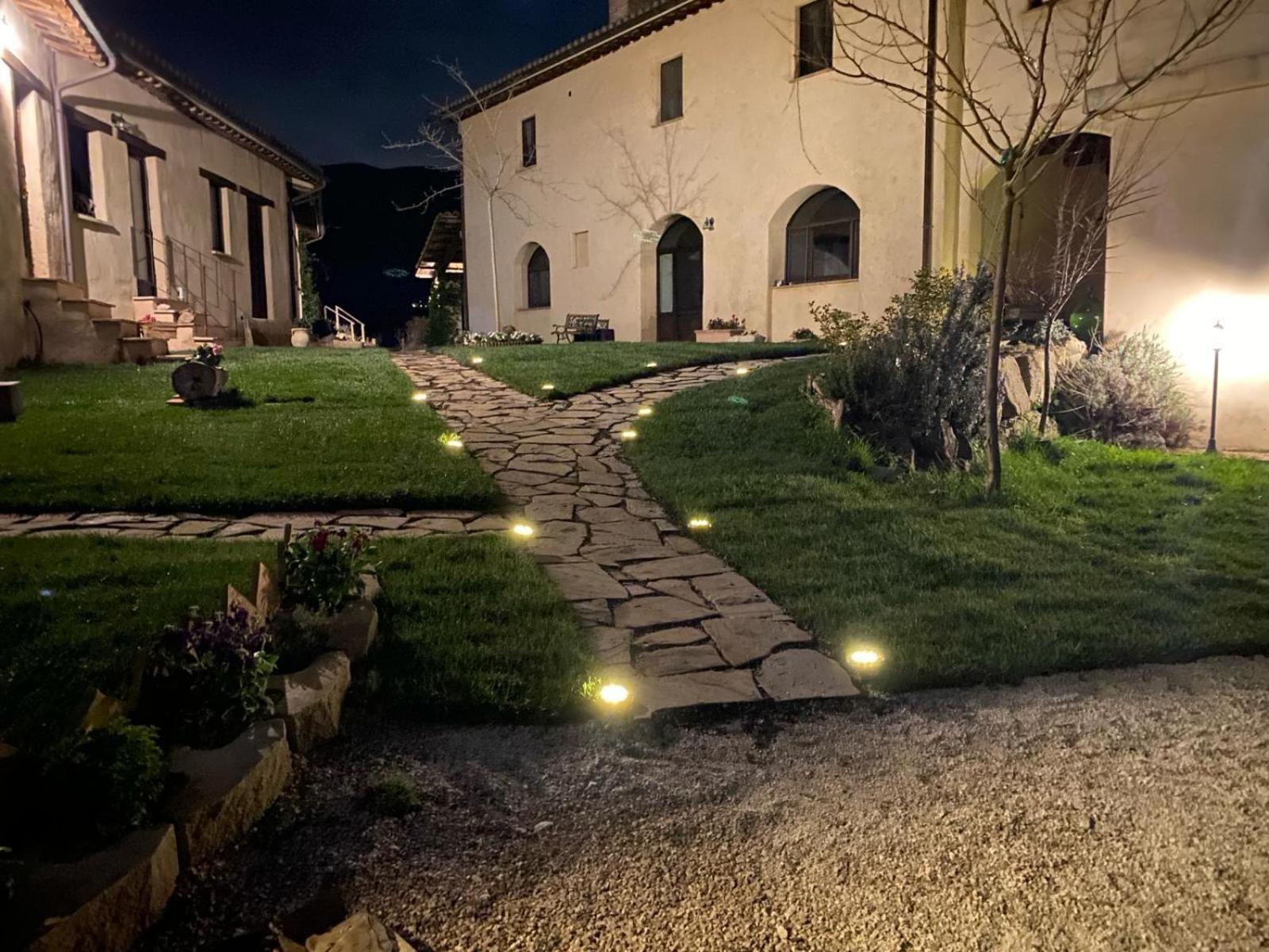 Villa Agriturismo Il Covo Del Solengo Valtopina Exterior foto