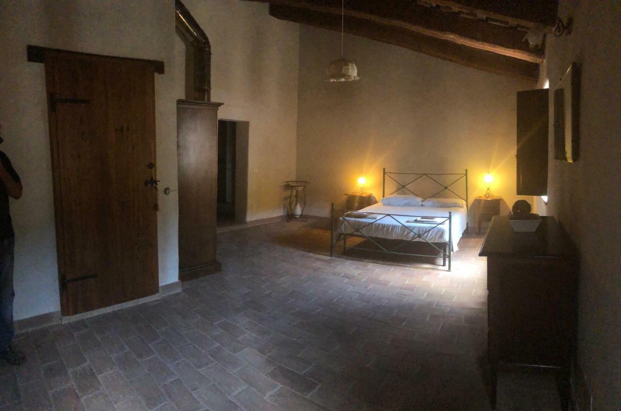 Agriturismo Il Covo Del Solengo Valtopina Exterior foto